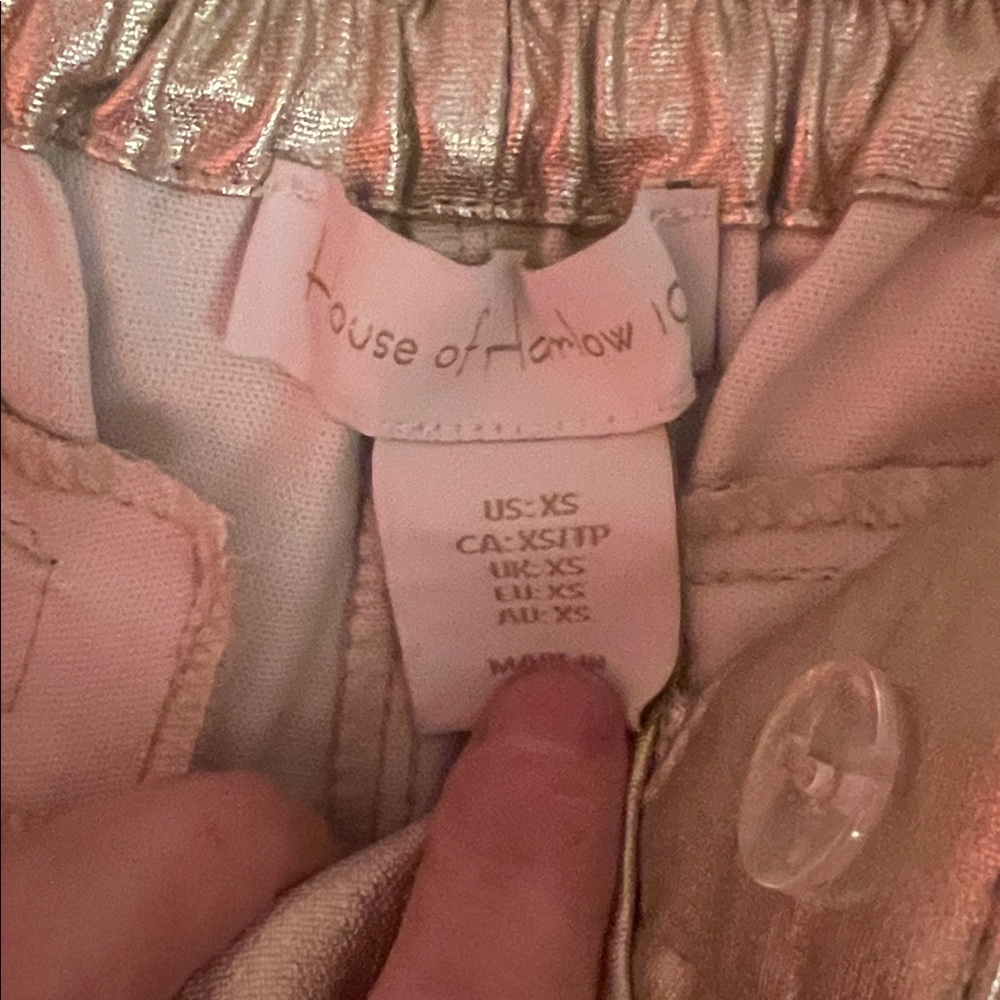 House Of Harlow 1960 Light Metallic Gold Shorts XS - Picture 4 of 6